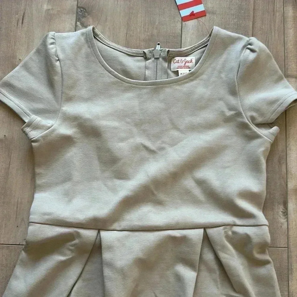 4/$25 NWT Cat & Jack Short Sleeve Uniform Knit Jumper Dress Khaki Sz M 7-8 - Picture 5 of 8
